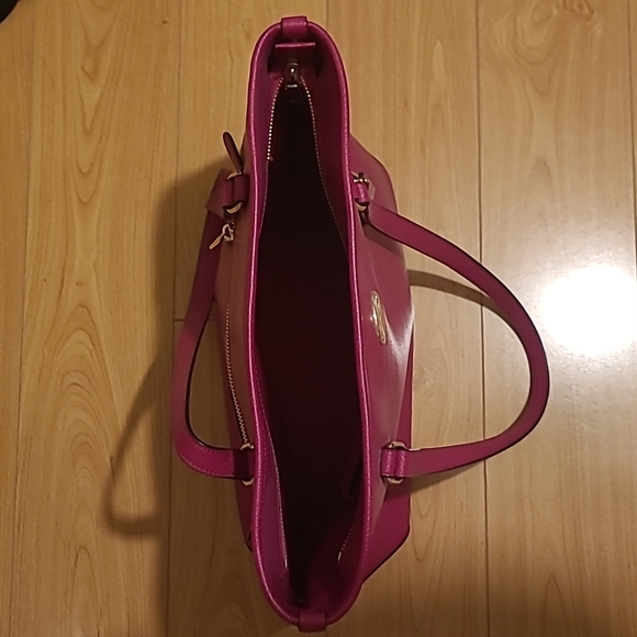 Coach purse - Picture 2 of 4